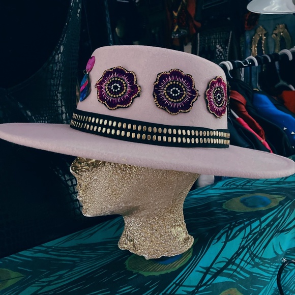 Customed Dusty Pink Hat
